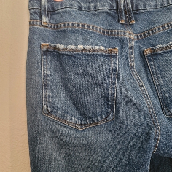 Good American Good Vintage Straight Leg Distressed Jeans  Size 6/28 - Picture 8 of 13